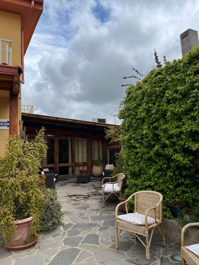 Agriturismo La Cantina Baratili San Pietro Екстер'єр фото